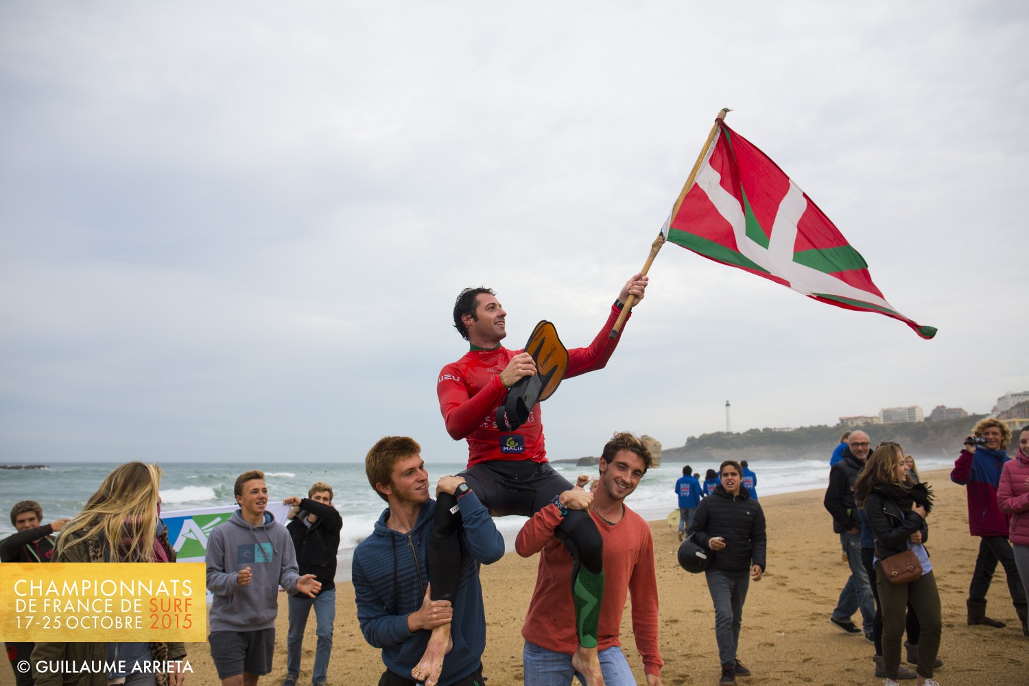 106 photos extraordinaires des championnats de #surf à Biarritz