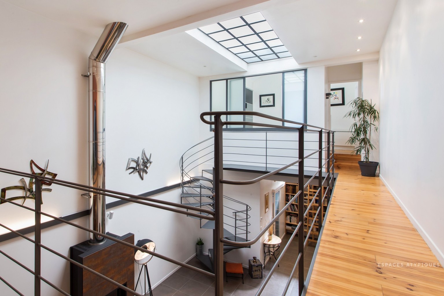 Quand tu installes ton loft dans une chapelle à Bayonne !