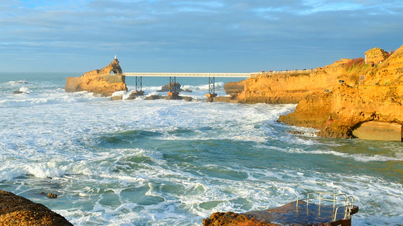 La merveilleuse et intrigante histoire du Rocher de la Vierge de Biarritz
