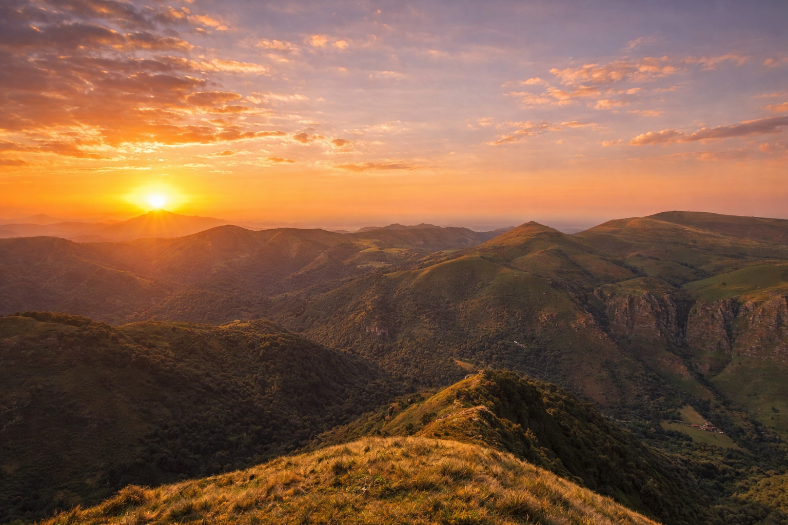 Randonnée sur la crête de Gorramakil : panorama XXL entre océan et Pyrénées