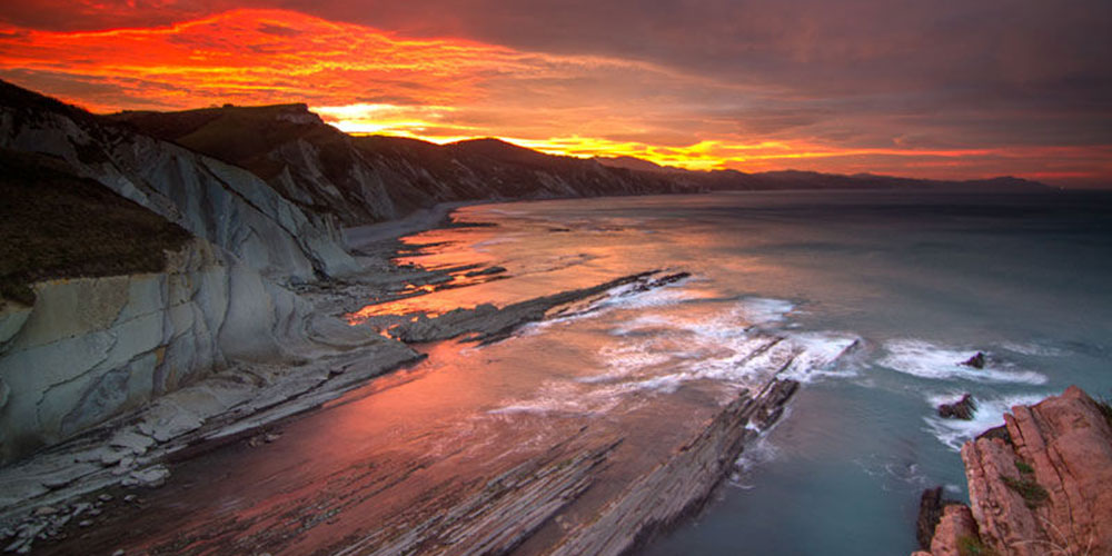 10 sites incontournables au Pays Basque Sud (à moins de 2 H d’Anglet)