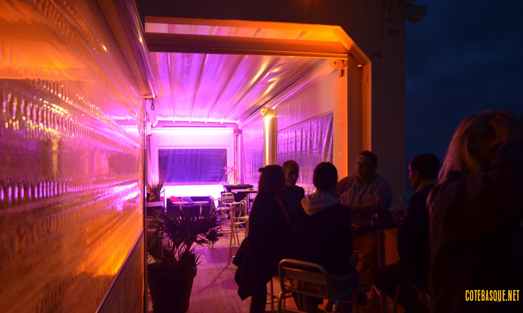 On était à l’Opening Party du #BarDeLaCôte à Biarritz