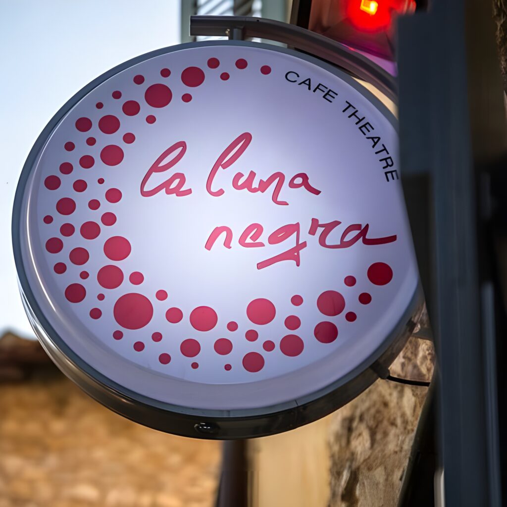 luna negra bayonne
